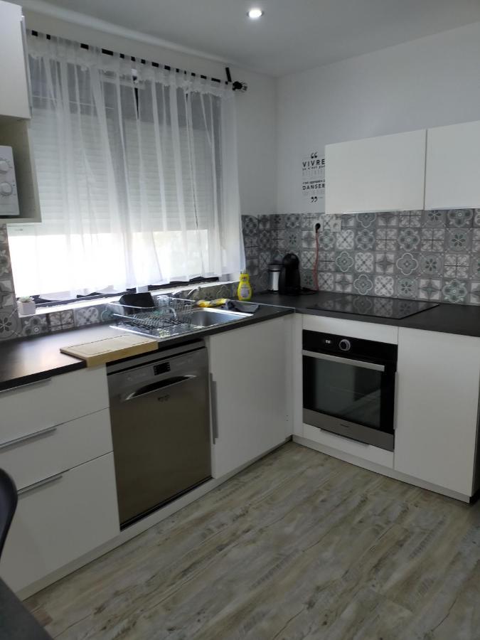 Logement Atypique Arles Ngoại thất bức ảnh