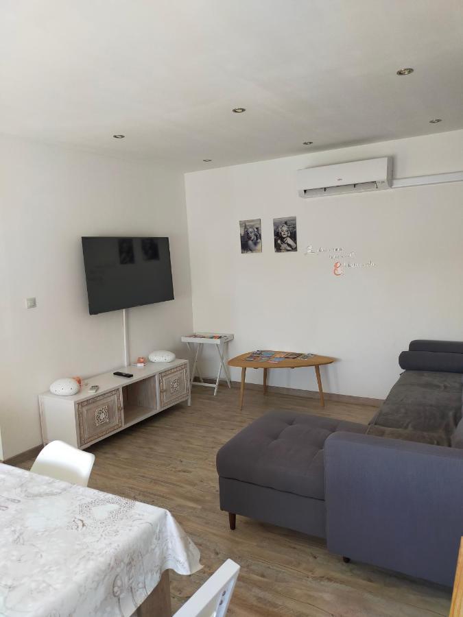 Logement Atypique Arles Ngoại thất bức ảnh